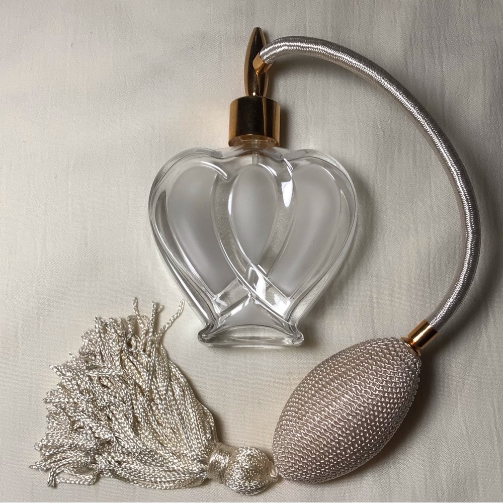 Estee Lauder Refillable Heart's Desire Perfume Spray Bottle Atomizer Works - Picture 6 of 7